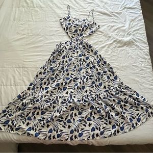 Her Bottari Tie back dress Small